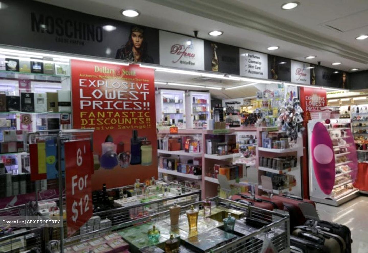 Lucky Plaza (D9), Shop House #626960331